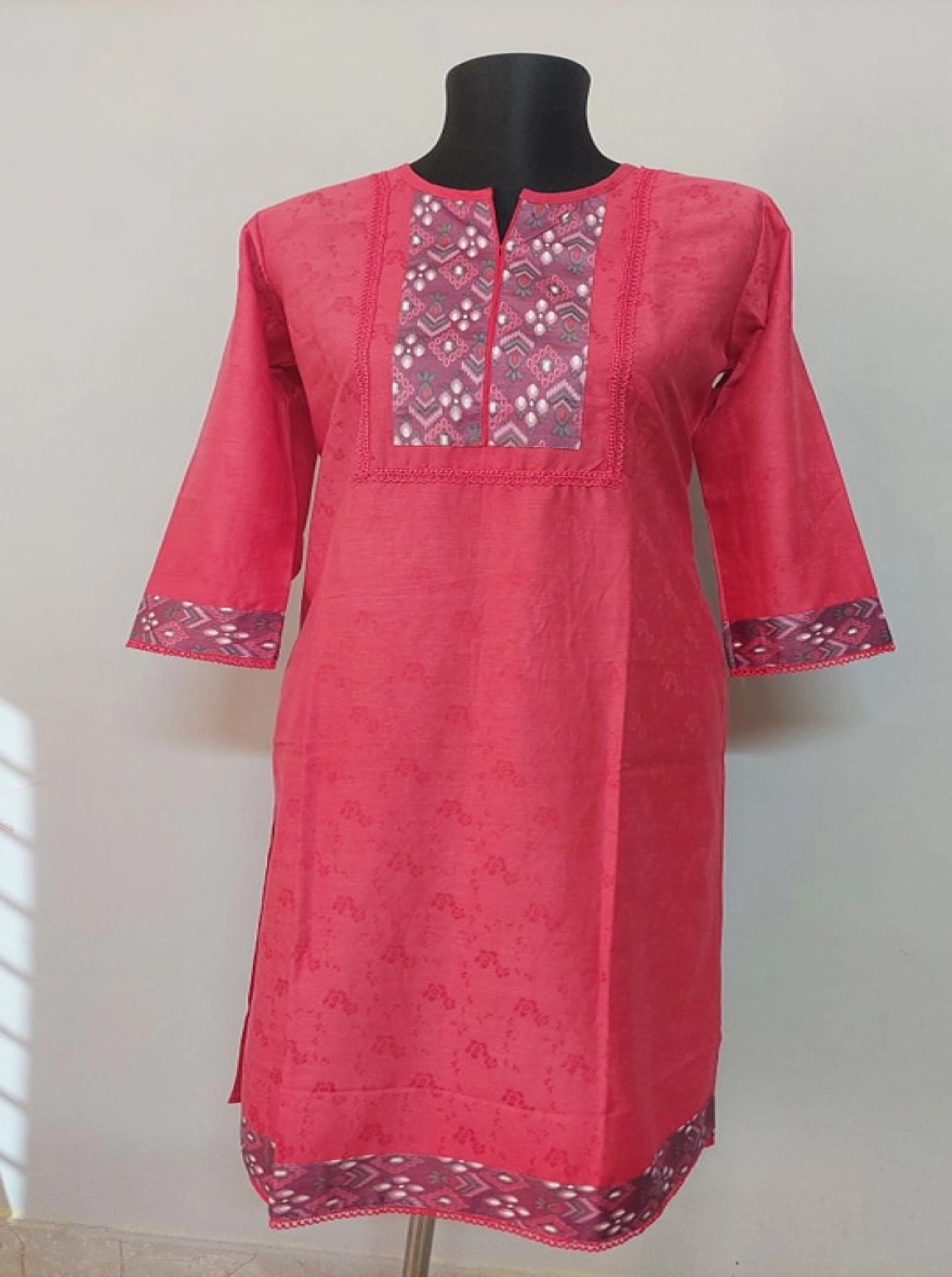 Maroon Geometric Yoke Textured Kurti
