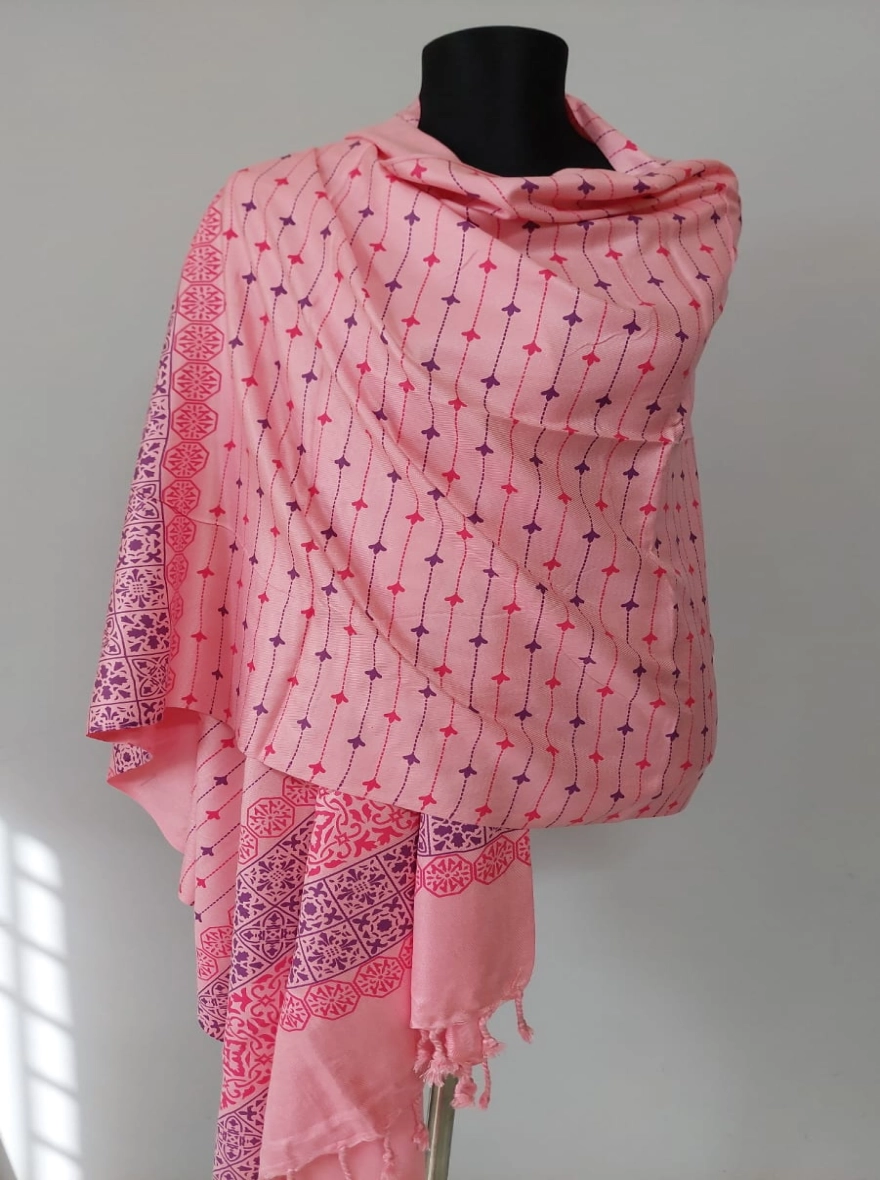 Rose Pink Heart Motif Printed Shawl