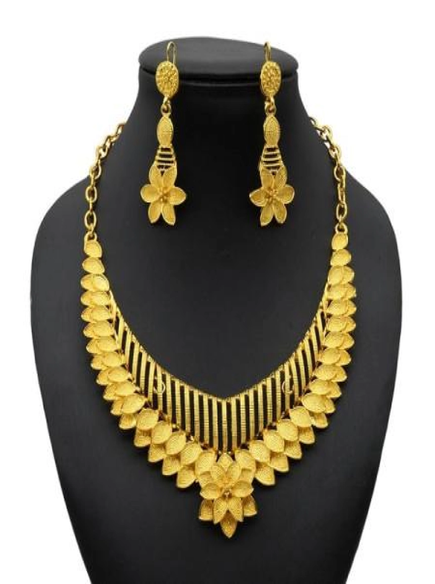 Dubai 24K Gold Plated Luxury Floral Necklace & Earring Set