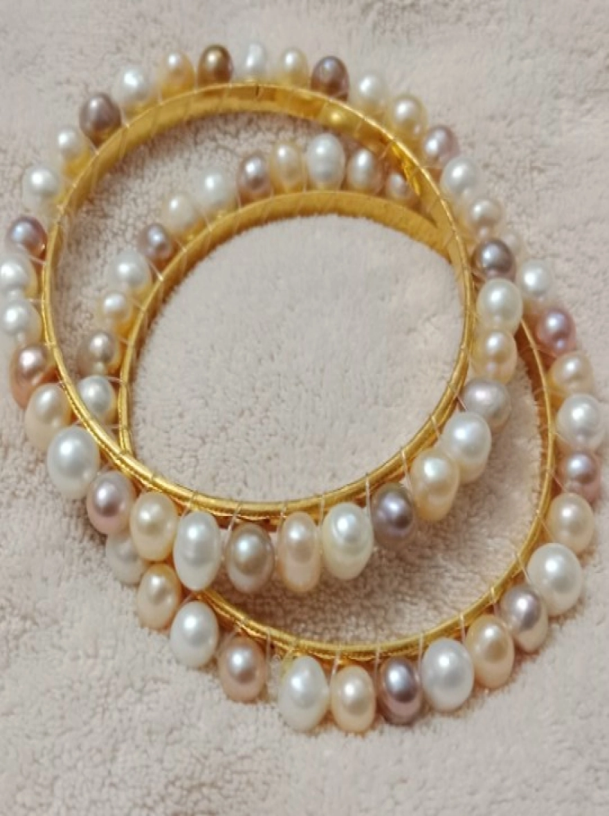 Pearl Multicolor Bangle