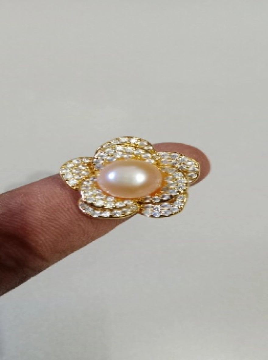 Big pearl Adjustable Finger Ring