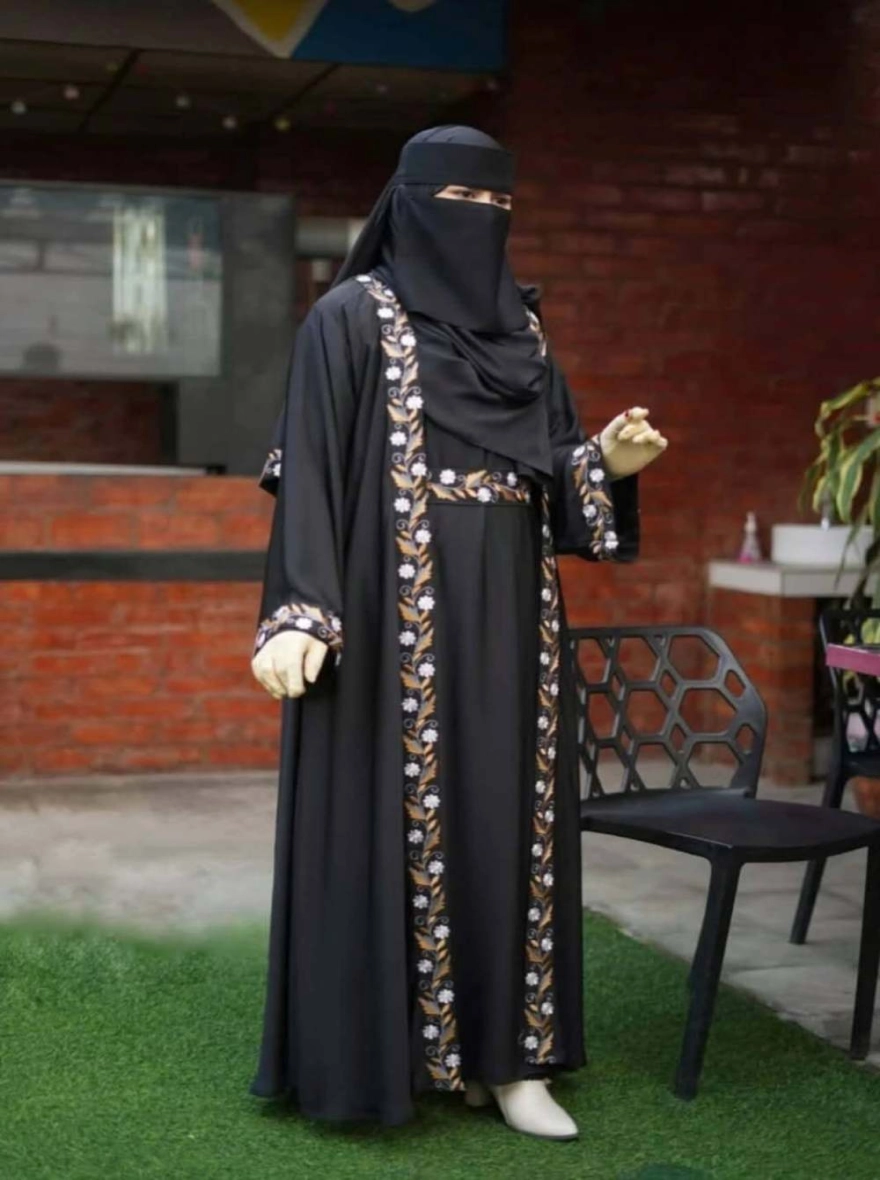 Abaya E Nafiza