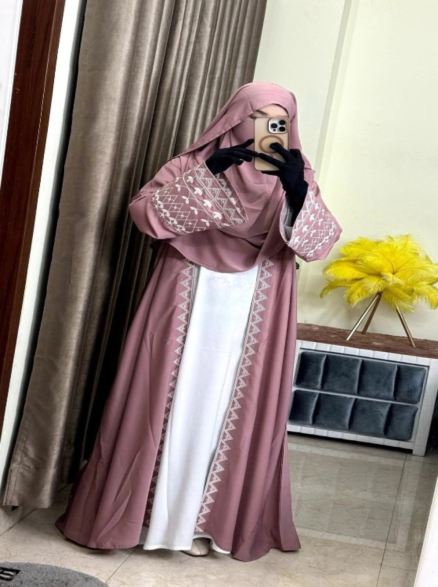 Indonesian abaya set