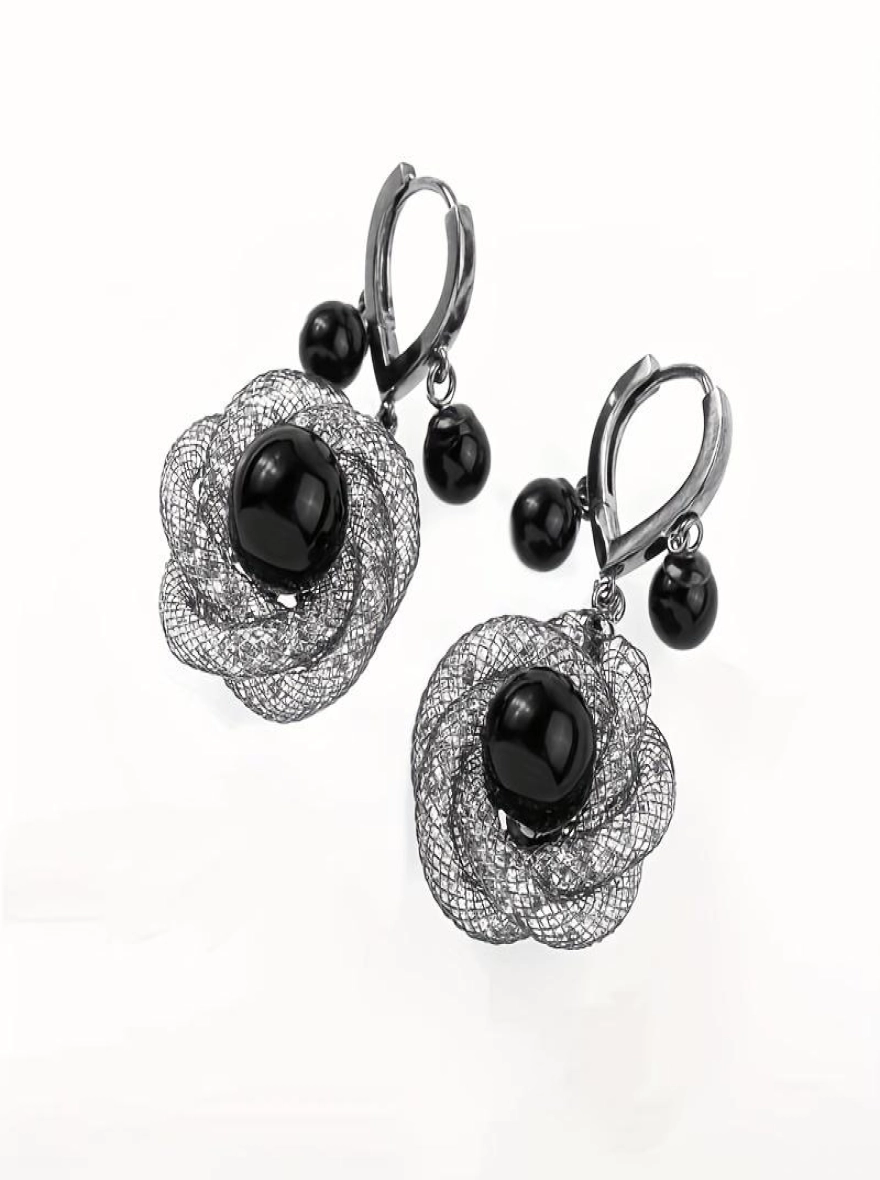 Premium Quality Black Lace Rose Drop Earrings – Asymmetric Design