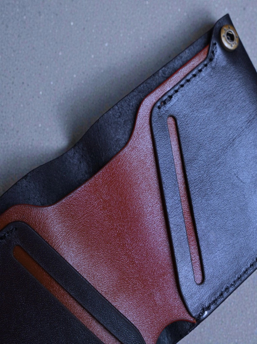 Zays Super Slim Bifold Leather Short Wallet Black and White Trade