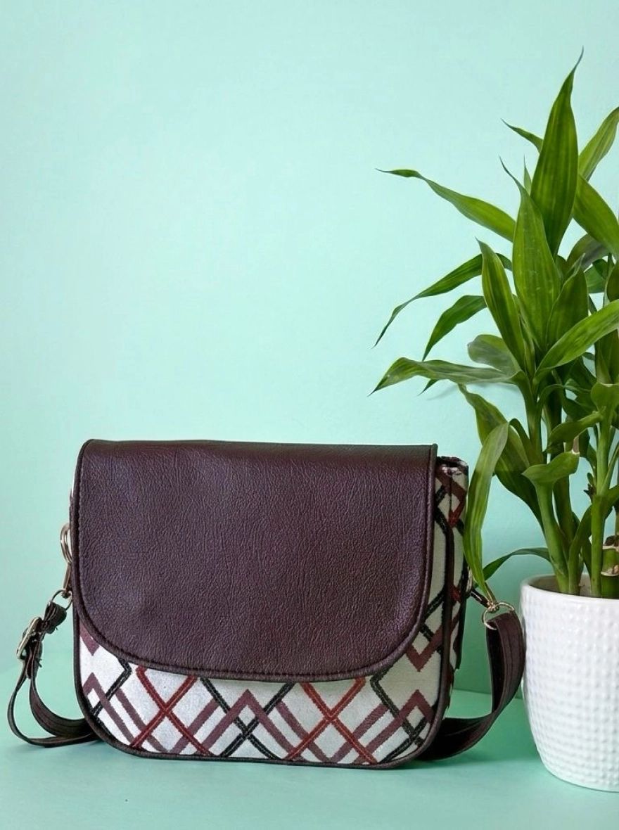 Urban Heritage Plaid Saddle Bag