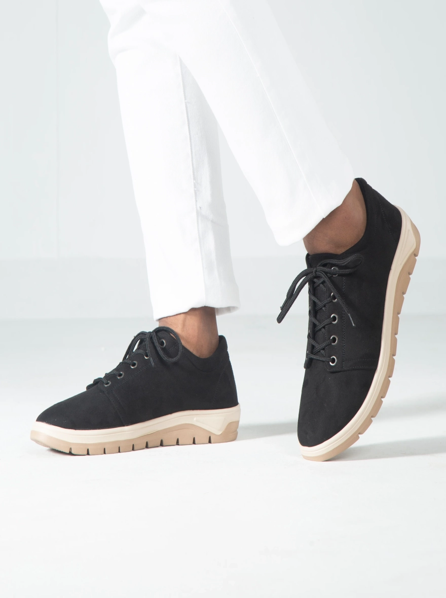 Zuqo Men's Sneaker : Saga - Black