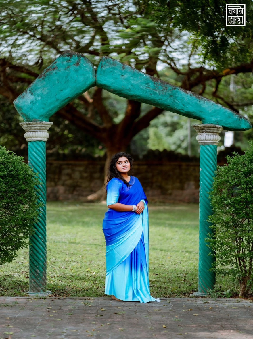 Women's Chanderi Silk Digital Printed Tassel Saree - Multi-Color Autumn Leaf Motif