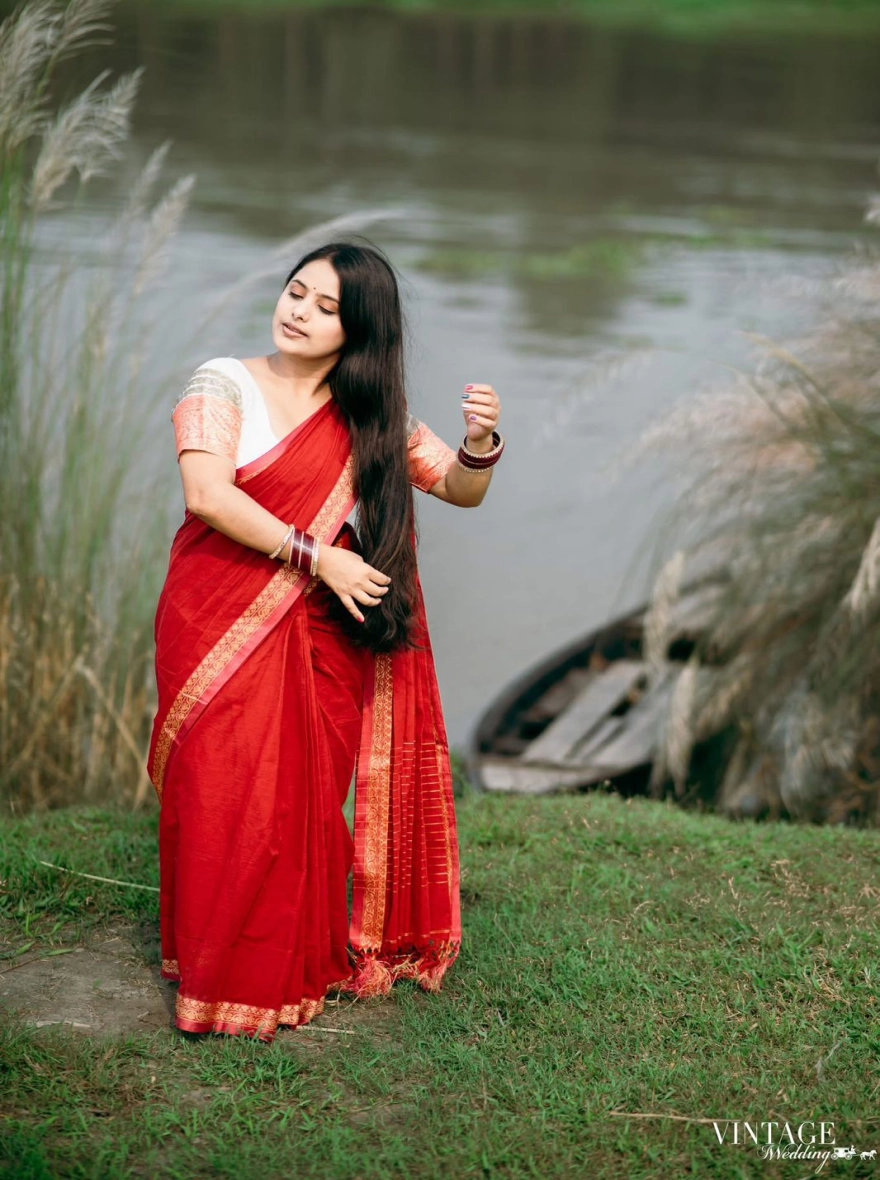 Women's Premium Quality Nakshi Pair Saree – Rich Maroon & Gold Traditional Edition