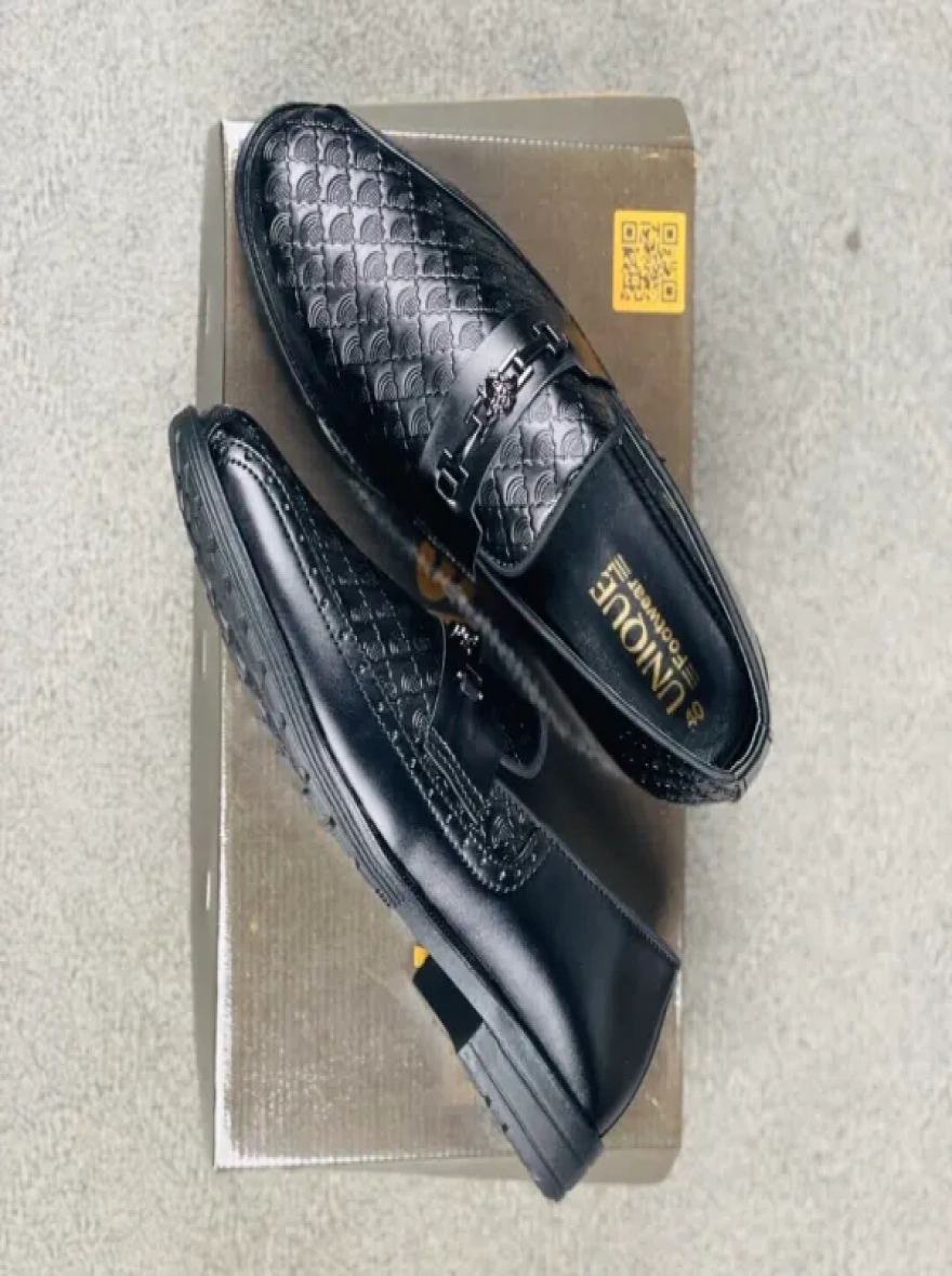 Victoria Tarsal – Black – Shoes – Man