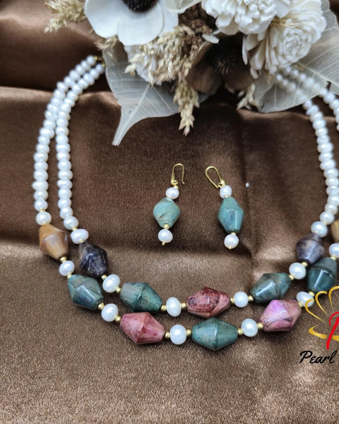 Nature’s Grace: Freshwater Pearl & Gemstone Necklace