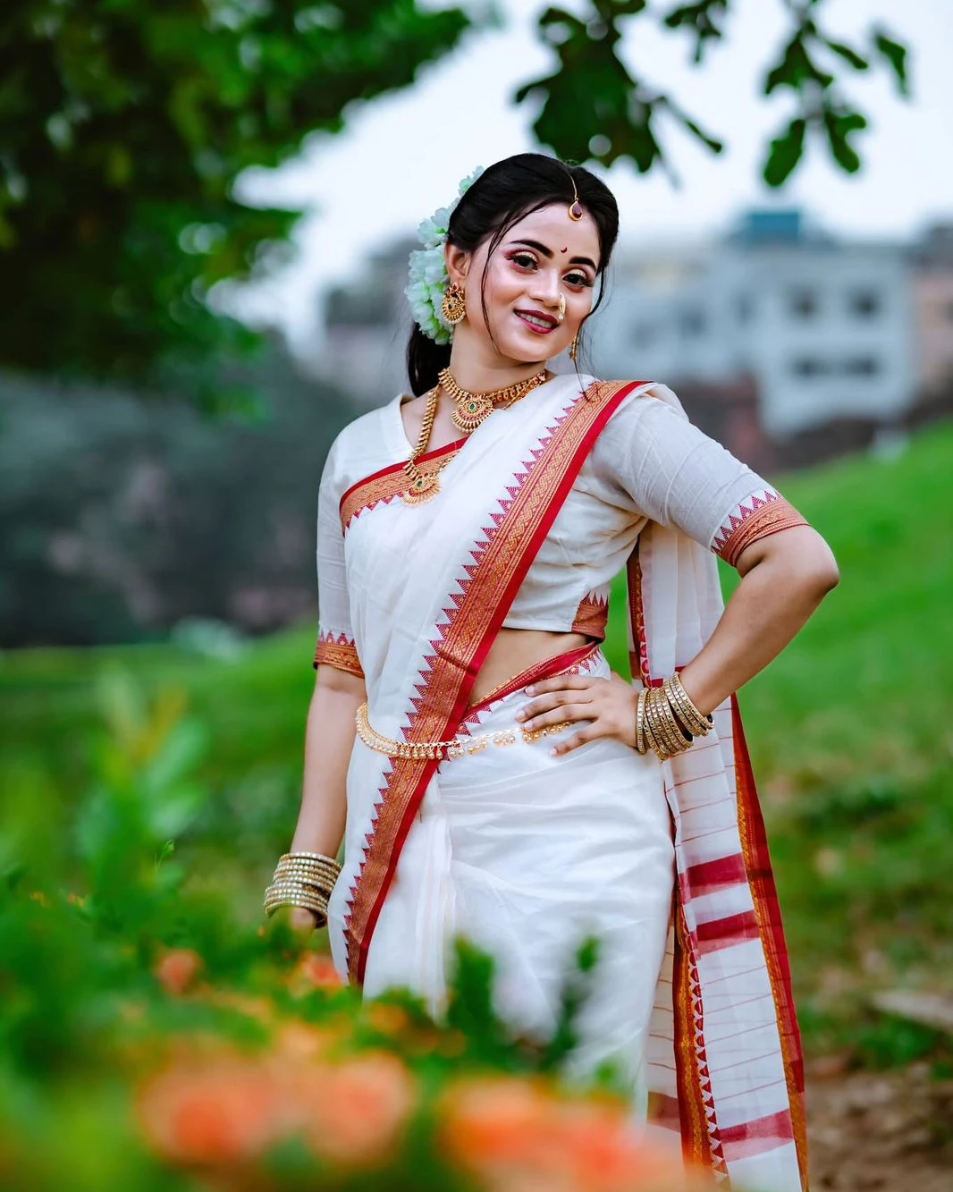 Women's Premium White Half Silk Kantha Stitch Saree