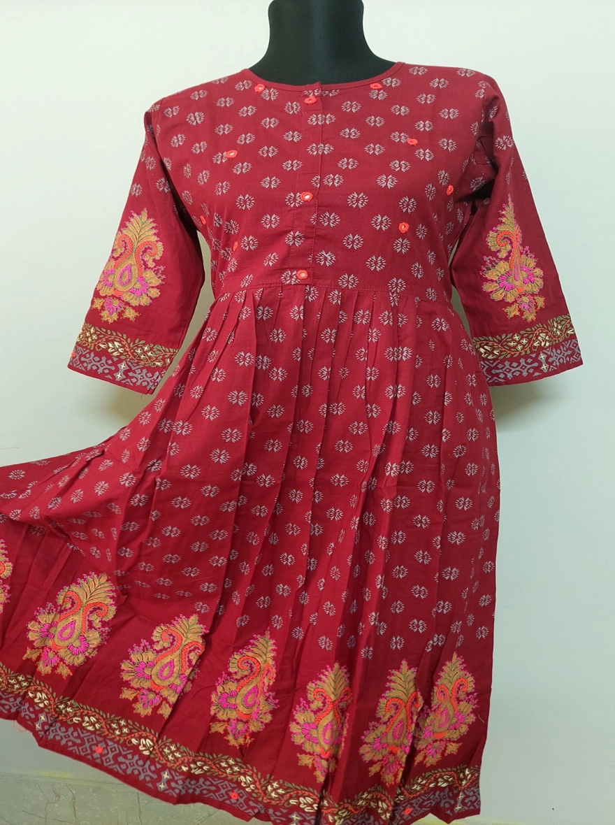 Maroon Motif Printed Pleated Kurti