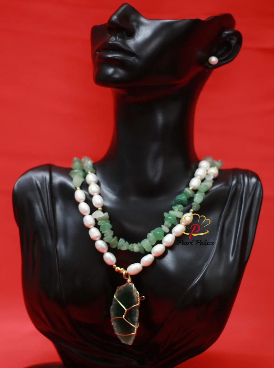 Rice pearl & penna stone With pendant