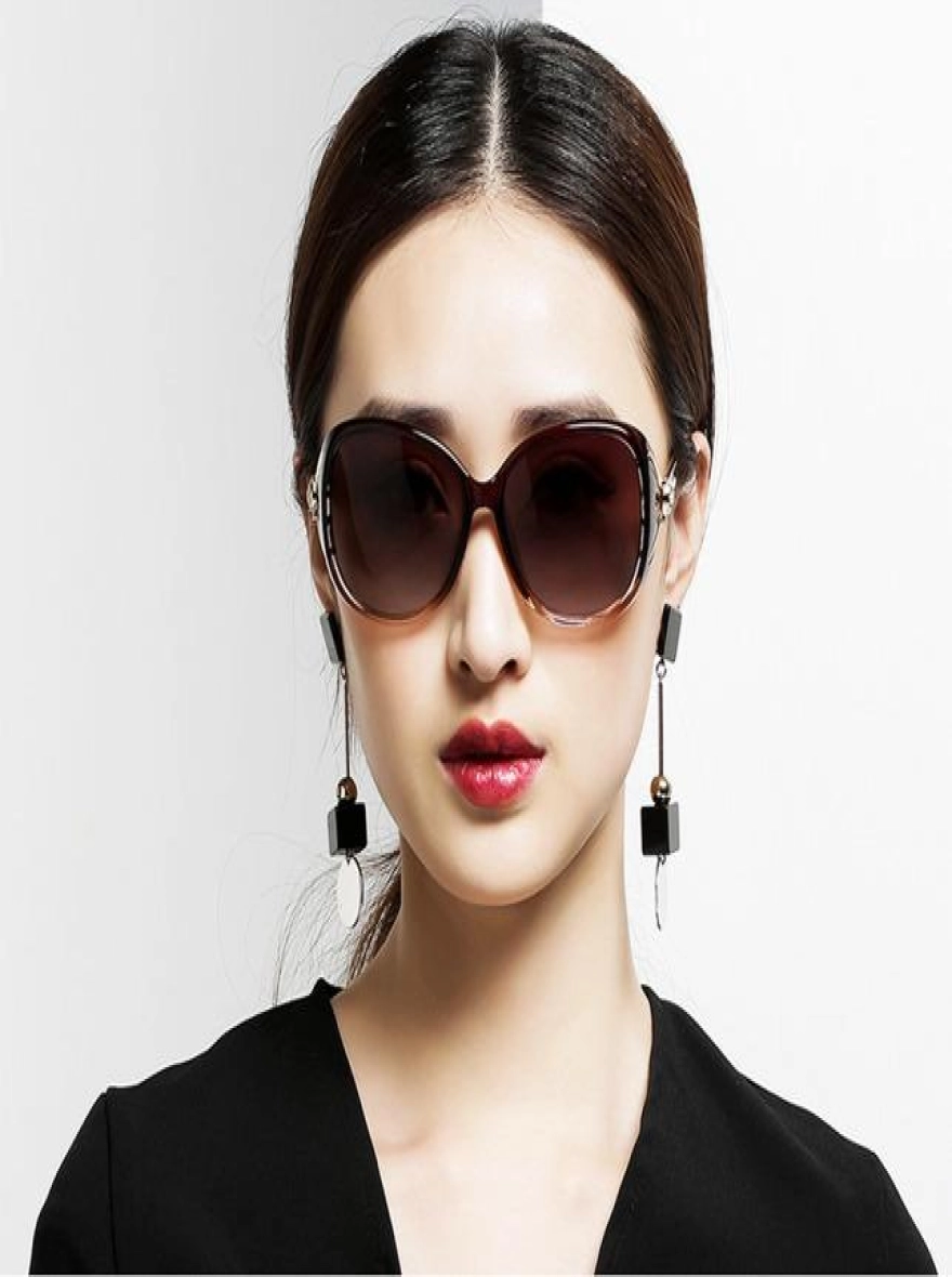 High Quality Fashion Sunglasses for Women - Chic & UV Protected