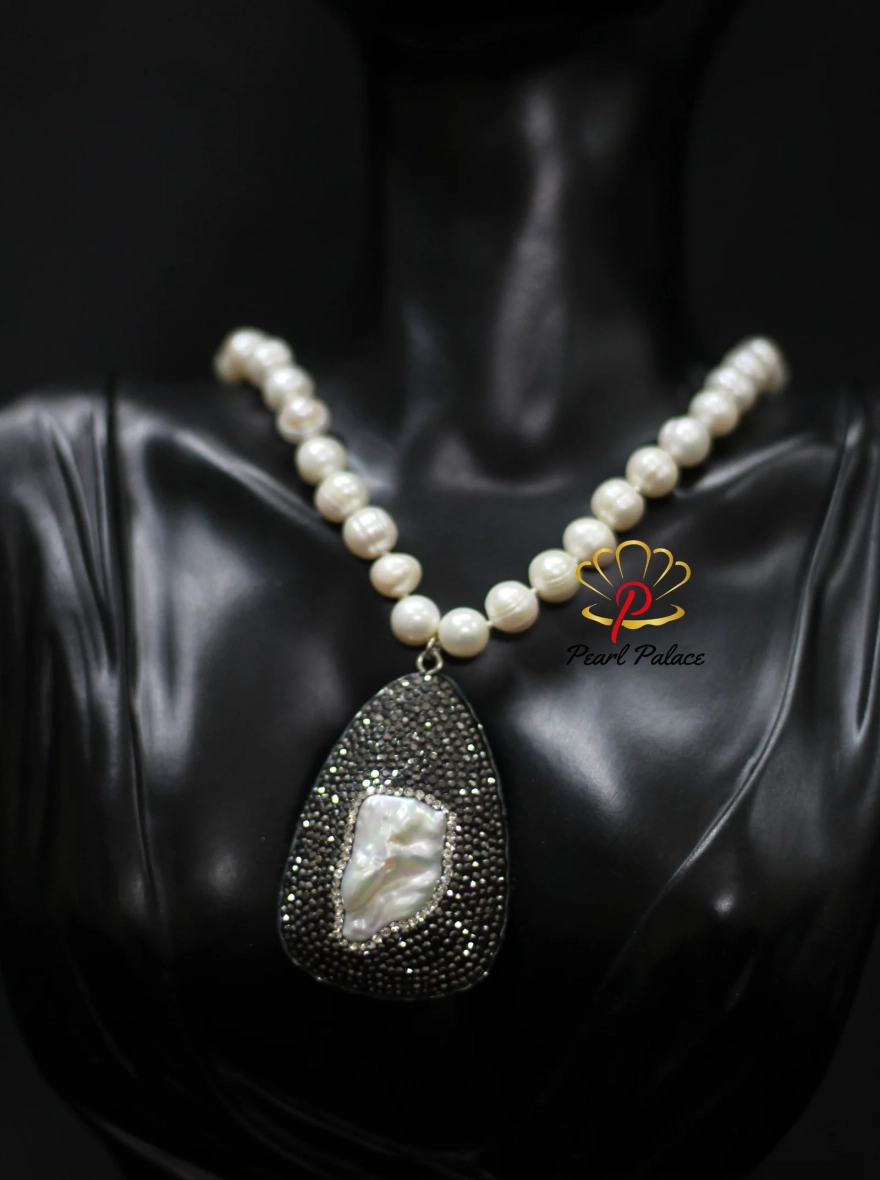 White Pearl Necklace with Black Crystal and Shell Pearl Pendant.