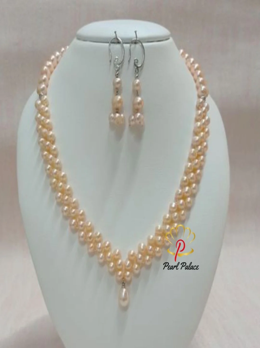 "Petal Weave" Pink Freshwater Pearl Necklace Set.