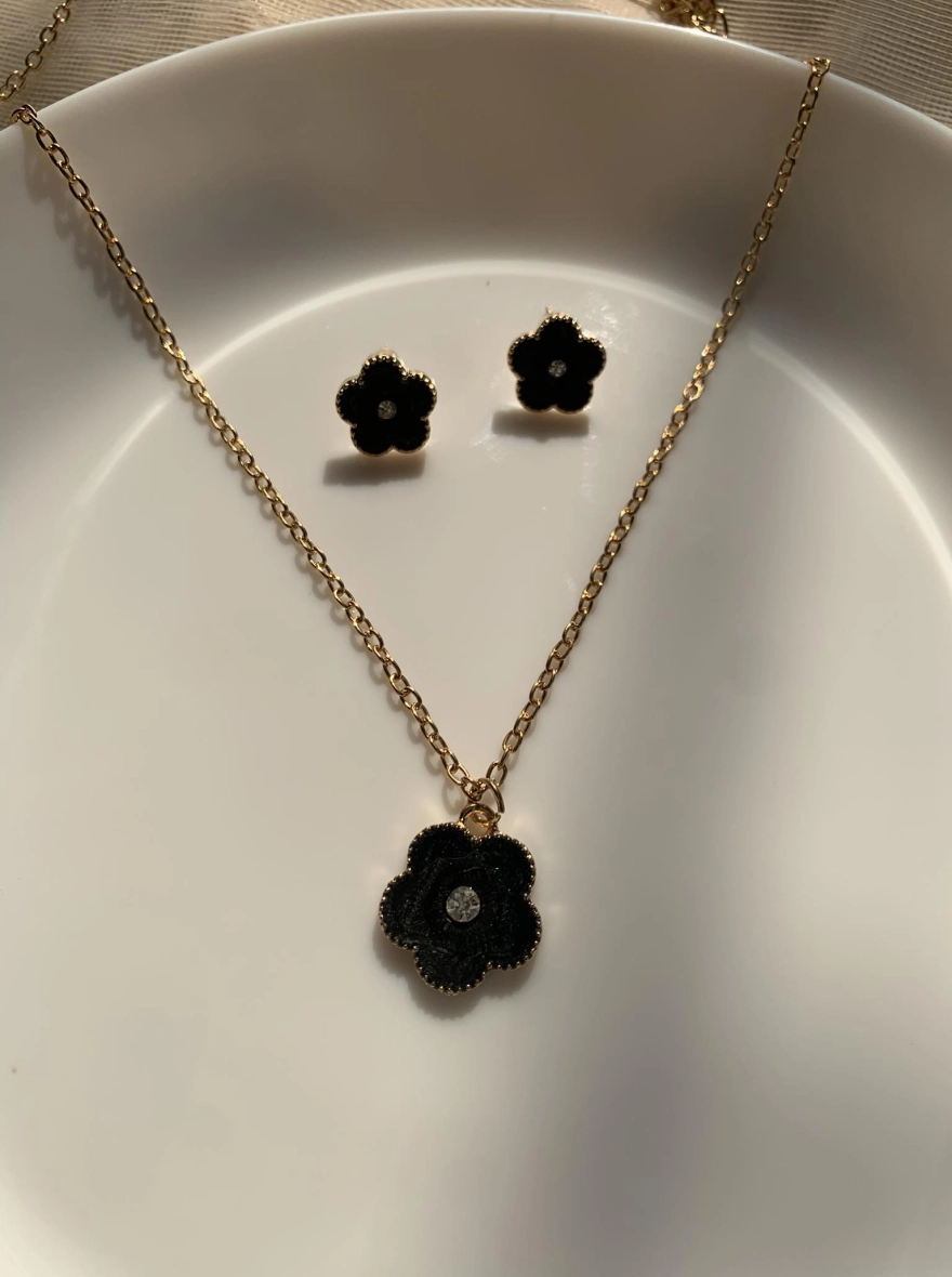 Midnight Bloom Floral Jewelry Set