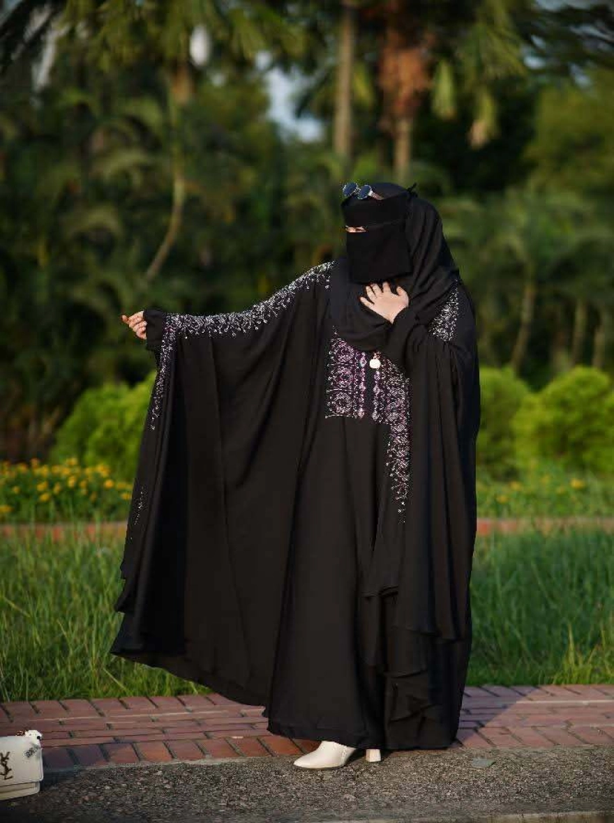 Arabiya Stone Abaya E