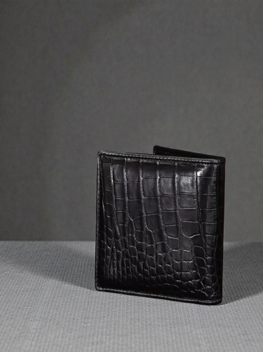 Zays Handcrafted Crocodile Embossed Premium Leather Bifold Wallet