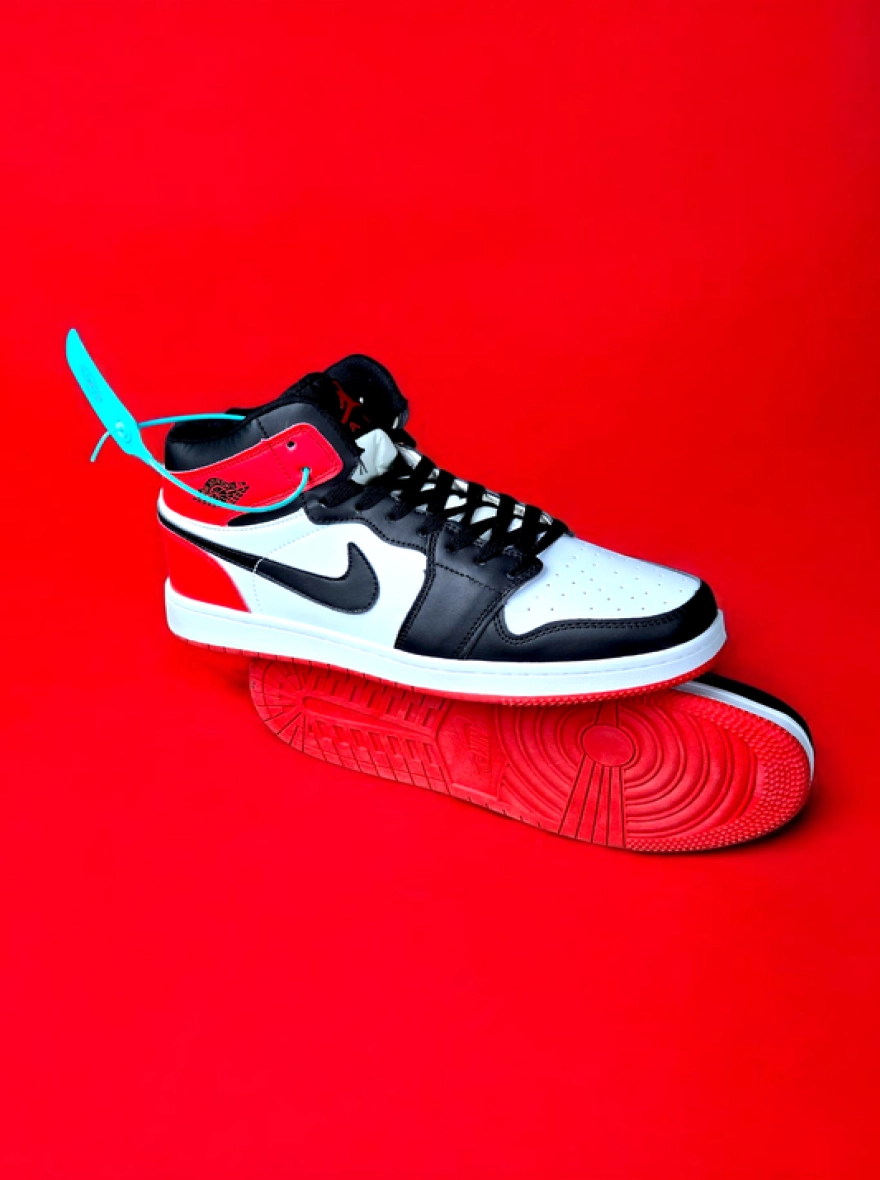 Red Blast | High-Neck Chinese Sneaker