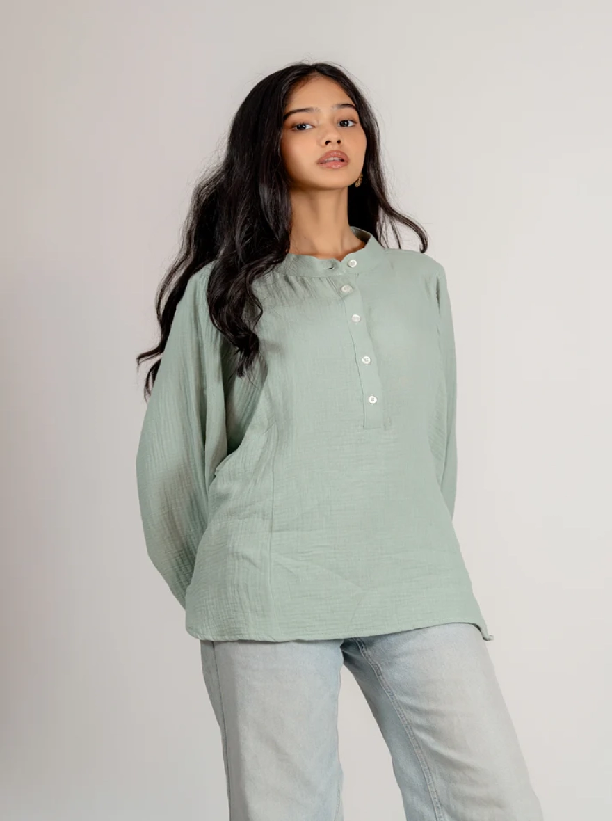 Balloon Sleeve Top in Pistachio