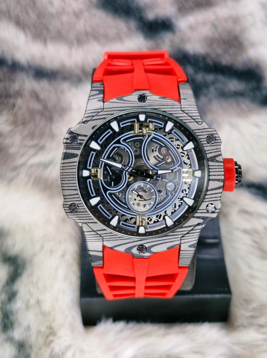 Men’s Skeleton mechanical movement Watch