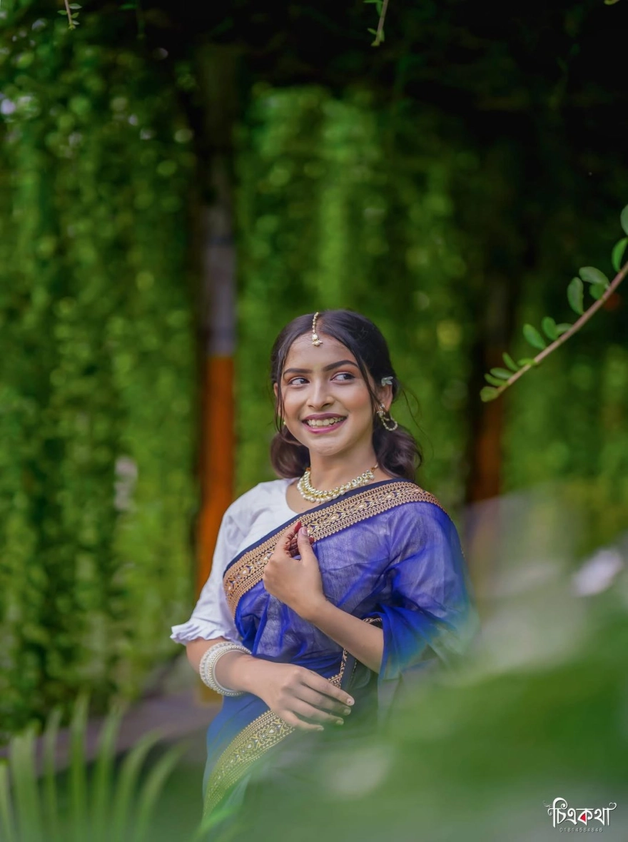 Women's HalfSilk Nakshi Pair Saree - Royal Blue Elegant Festive Wear