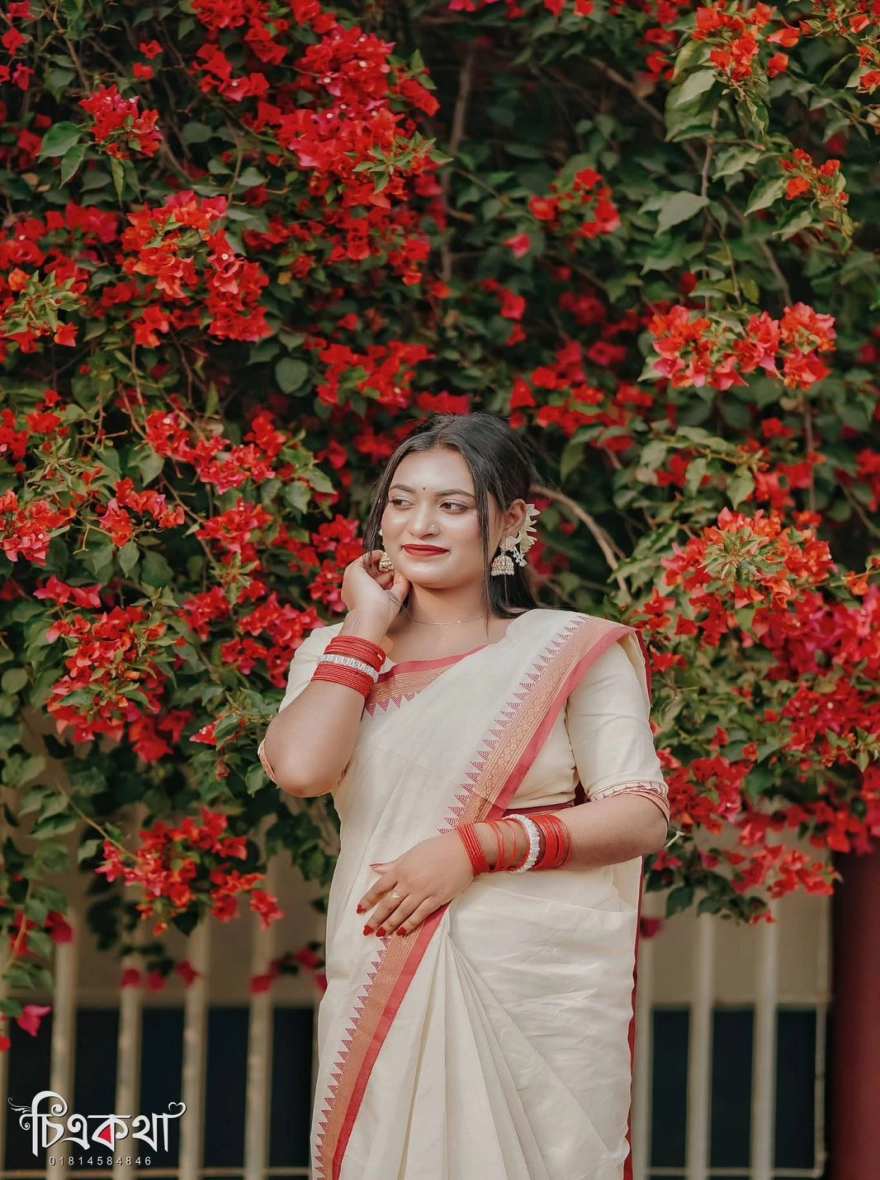 Women's Exclusive Trendy Tangail Cotton Nakshi Pair Saree - Off-White & Red