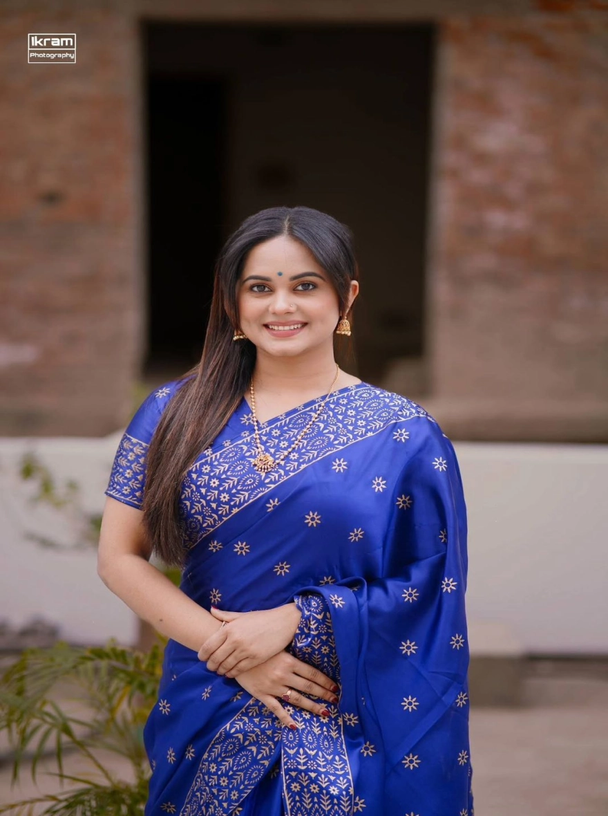 Women's Exclusive Designer Screen Print Japani Silk Saree - Royal Blue