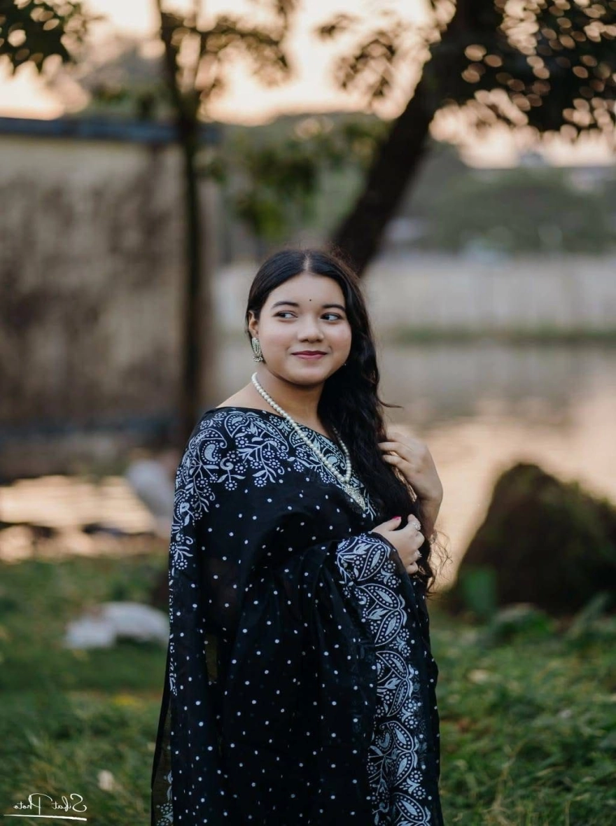 Women's Exclusive Black Afsan Print Saree - Elegant Silver Motif Edition