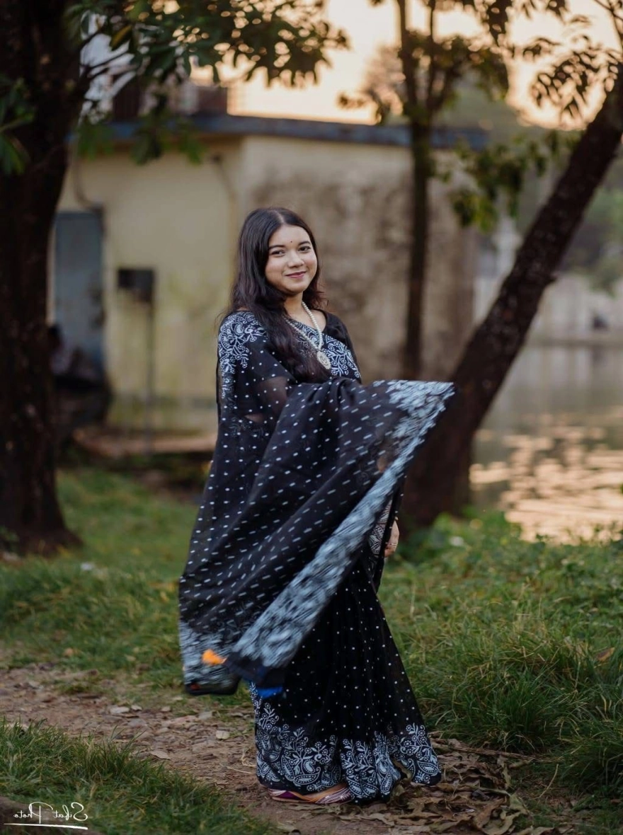 Women's Exclusive Black Afsan Print Saree - Elegant Silver Motif Edition