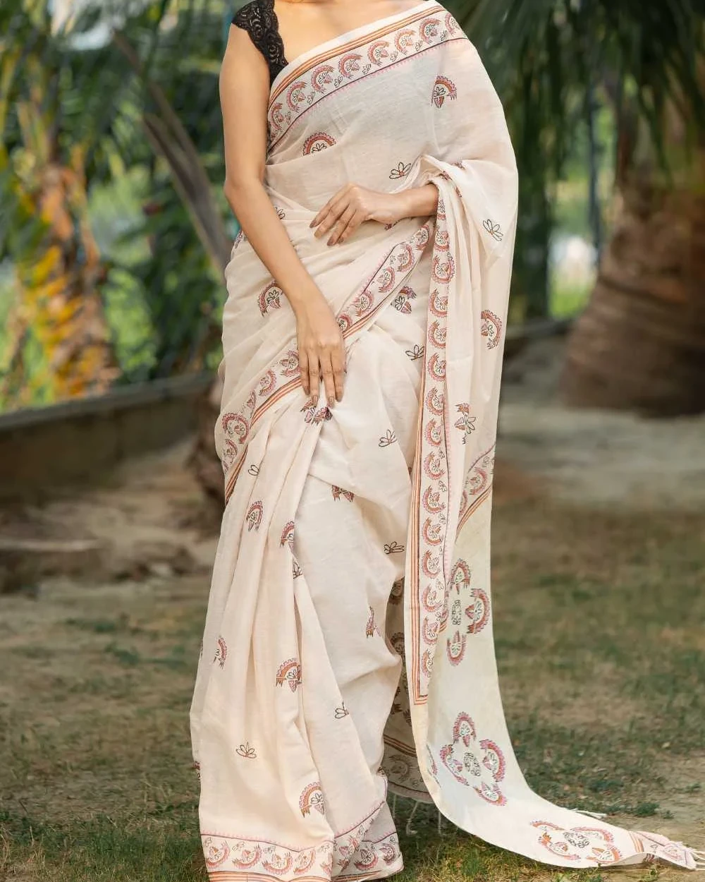 Haatpakha Saree