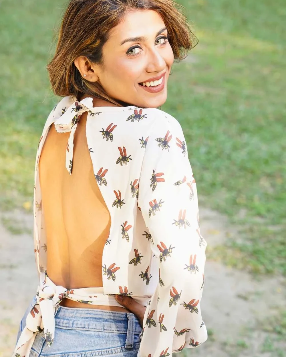 Busy Bees Backless Short Tops