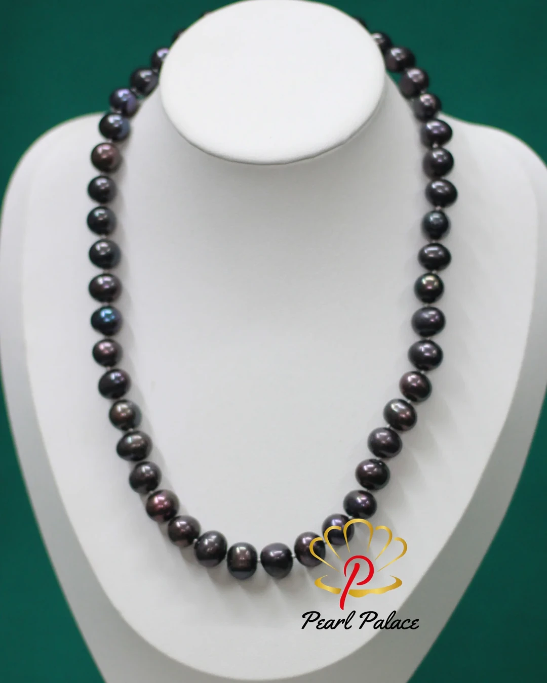 Exclusive 9-10mm Black Freshwater Pearl Set with Luxury Clasp