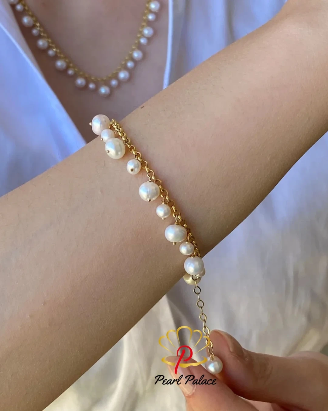 Dainty Freshwater Pearl Necklace with bracelet