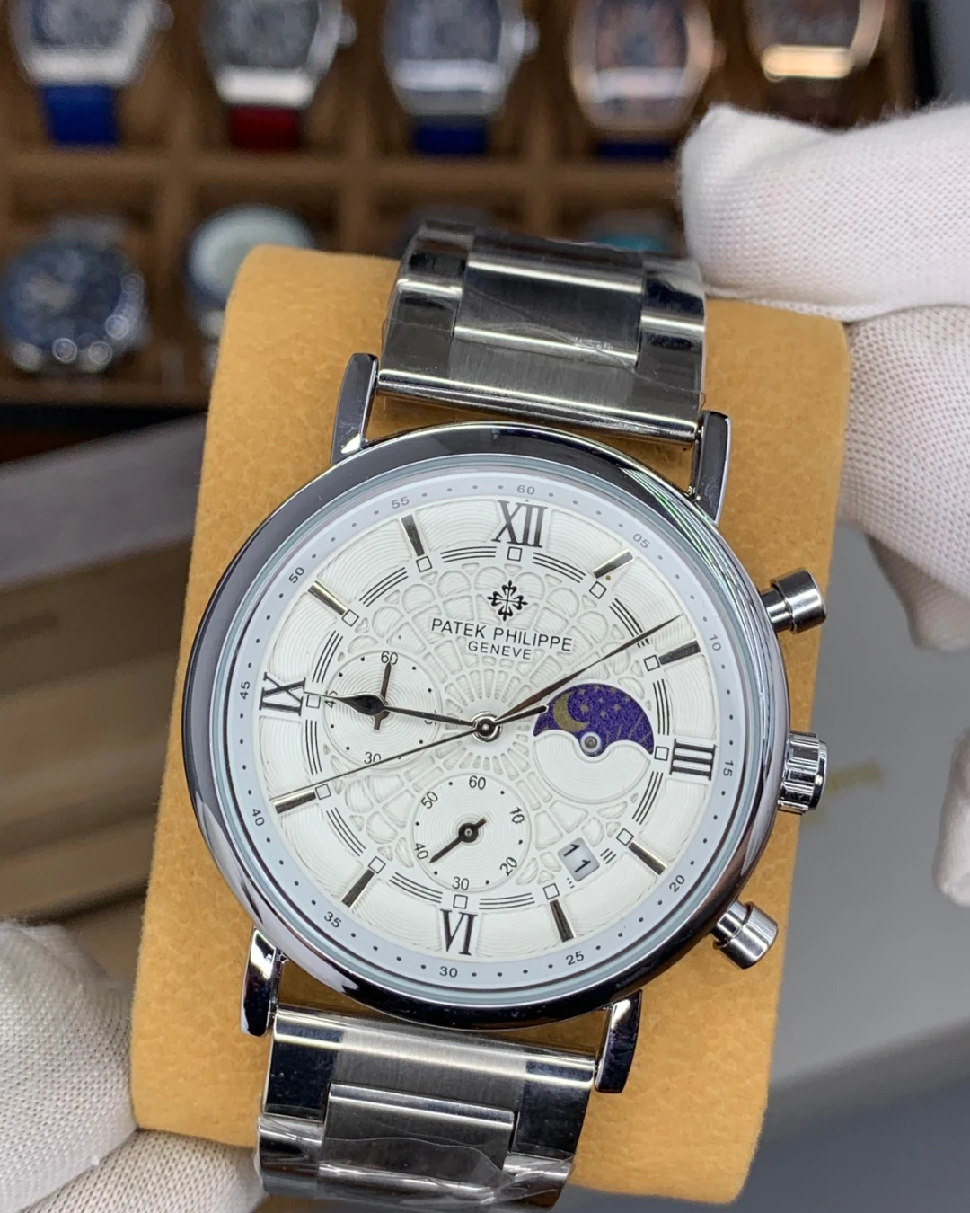 PATEK PHILIPPE Active Chronograph White Dial
