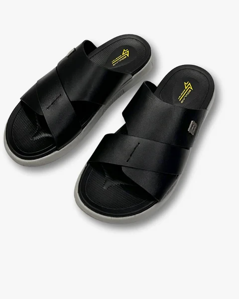 Bowling Booster Leather Sandal-Black
