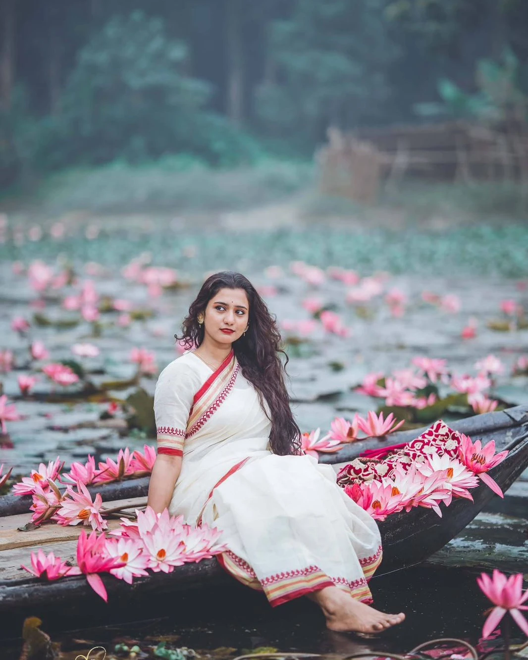 Trendy And Fashionable Tangail Tat HalfSilk Nakshi Pair Saree