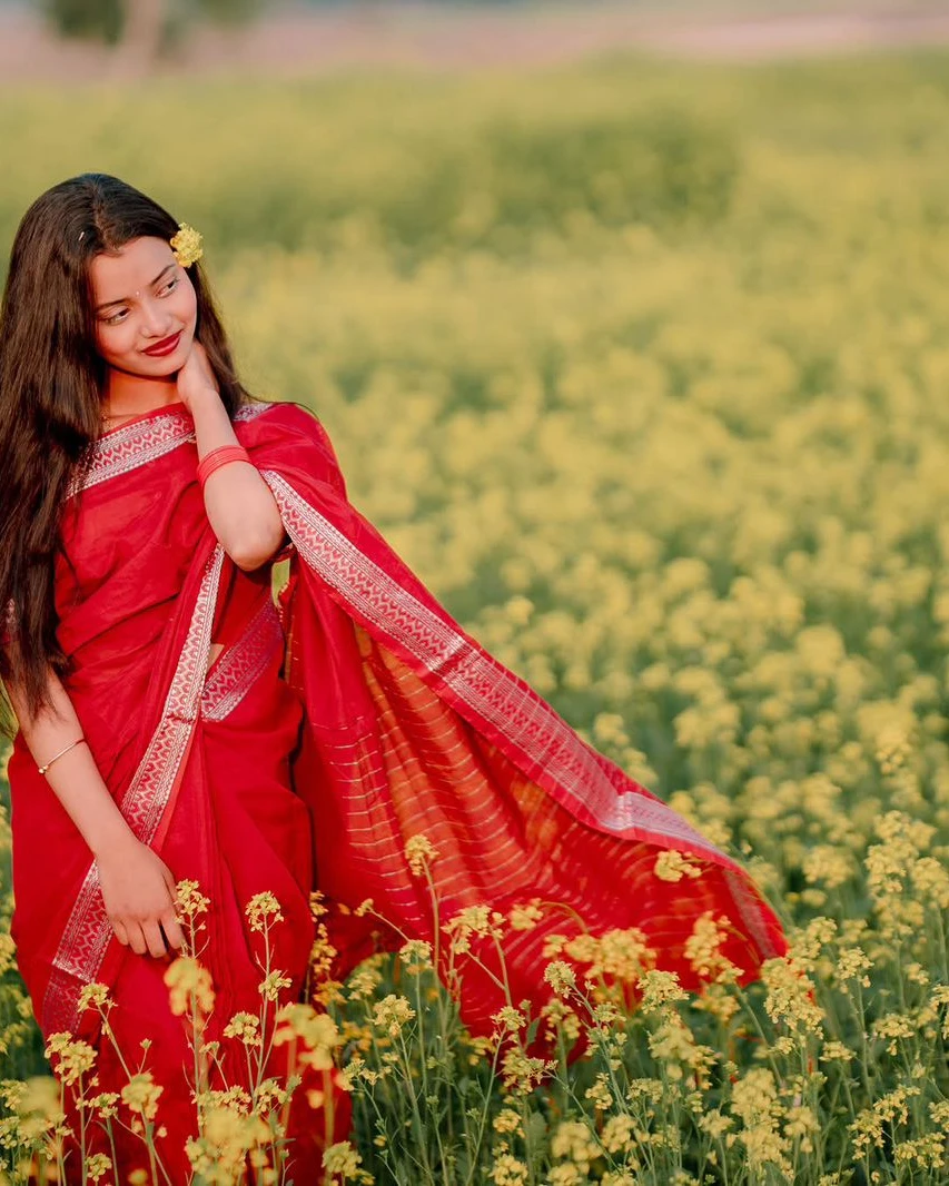 Exclusive Fashionable Trendy Tangail HalfSilk Nakshi Pair Saree