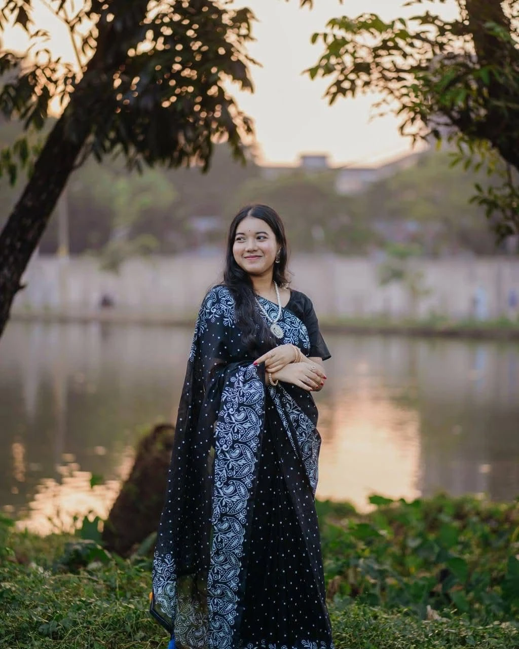 Women's Premium Black Afsan Print Saree