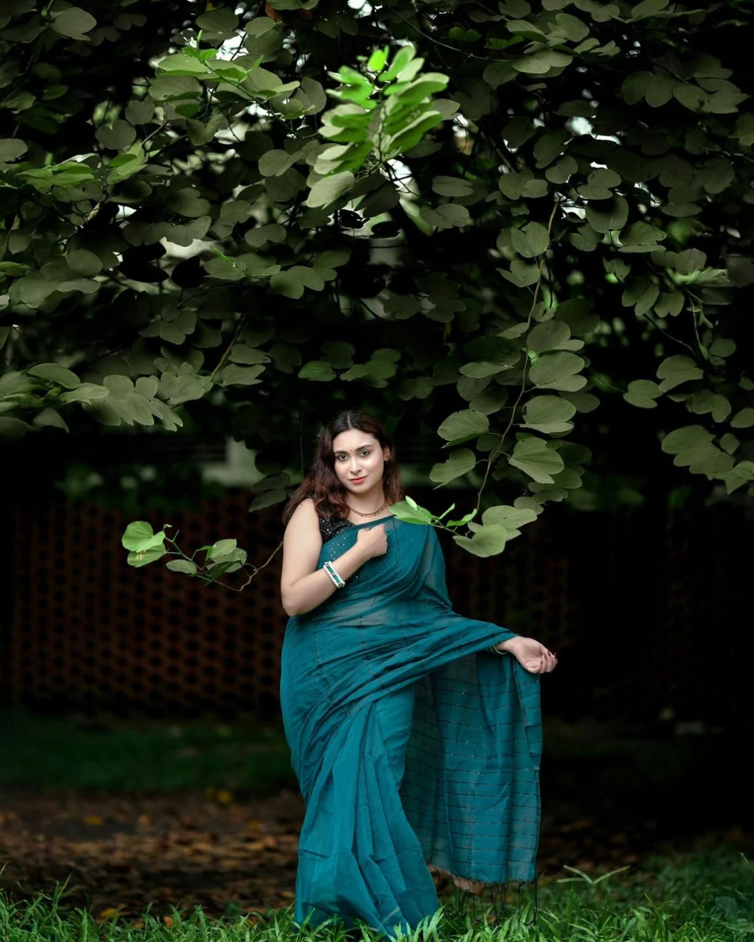 Women's Tangail Halfsilk Chumki Saree