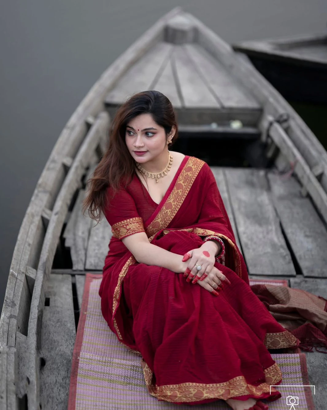 Women's Exclusive Cotton Nakshi Paar Saree