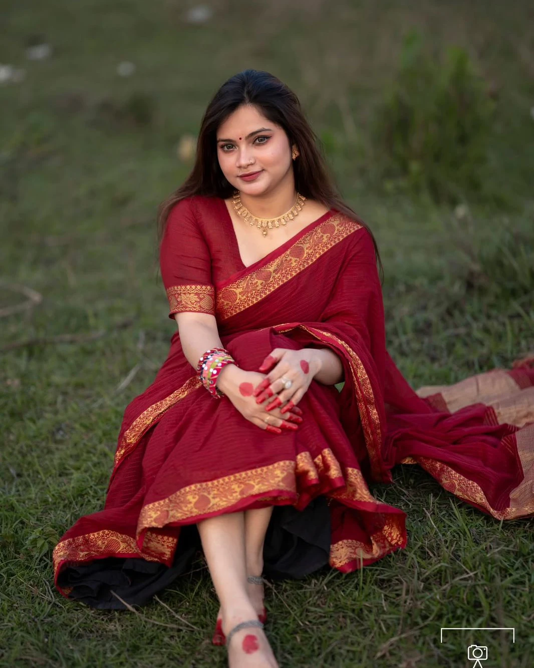 Women's Exclusive Fashionable Trendy Tangail HalfSilk Nakshi Paar Saree