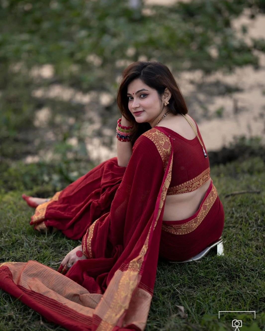 Women's Exclusive Fashionable Trendy Tangail HalfSilk Nakshi Paar Saree
