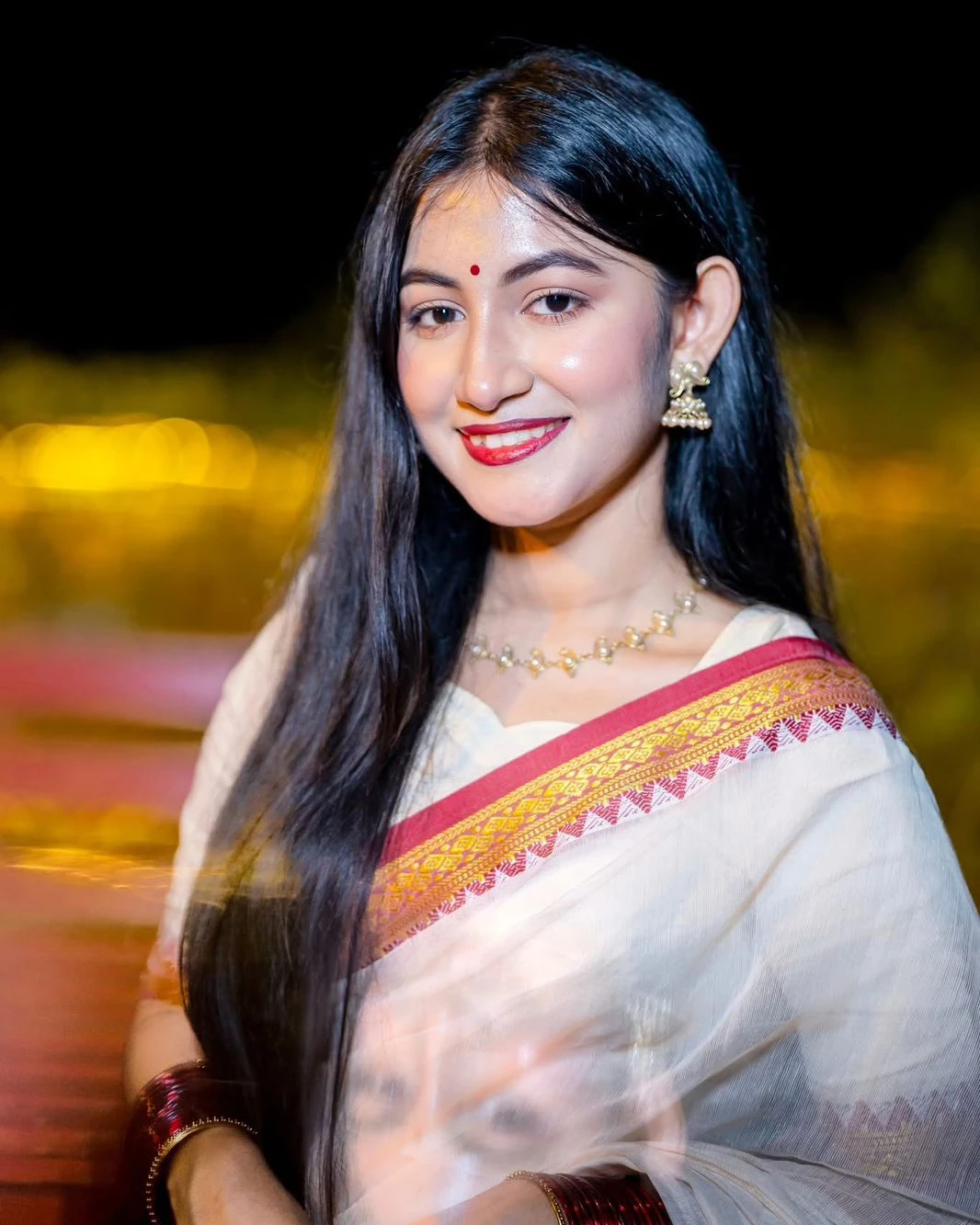 Women's Exclusive Fashionable Trendy HalfSilk Nakshi Paar Saree